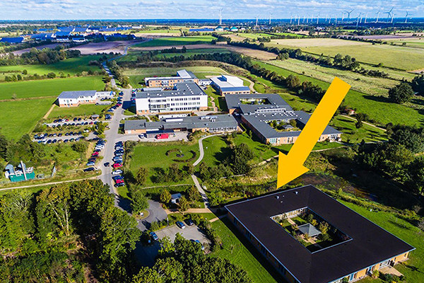 Luftbild_Tagesklinik_Ambulanz-Breklum-web